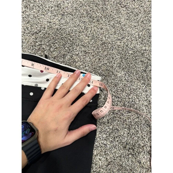 Seawheeze Lululemon Run Inspire Crop Black White w Reflective Polka Dot Size 10 - Picture 3 of 5